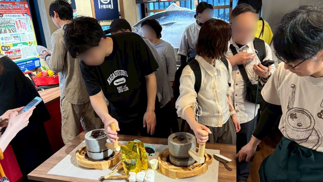 石臼コーヒーミルでコーヒー豆を挽いてみよう！