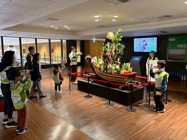 宝船のオブジェ